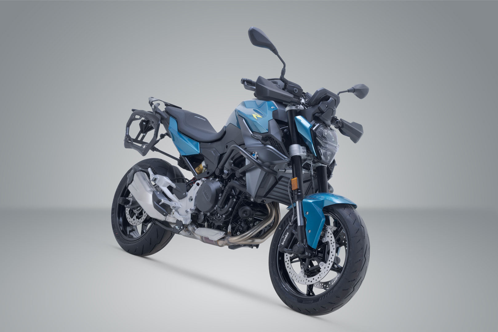 SW-MOTECH / SWモテック PRO サイドキャリア(ブラック)。BMW F 900 R / XR(24-)。 | KFT.07.949.30100/B