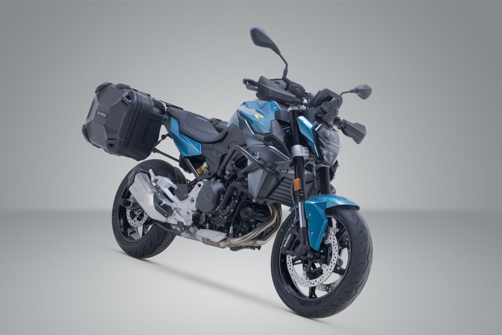 SW-MOTECH / SWモテック DUSC ハードケースシステム ブラック。41/41 リットル。BMW F 900 R / XR (24-)。 | KFT.07.949.65300/B