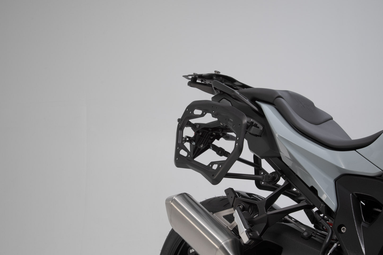 SW-MOTECH / SWモテック DUSC ハードケースシステム ブラック。41/41 リットル。BMW S 1000 XR (19-)。 | KFT.07.954.65101/B