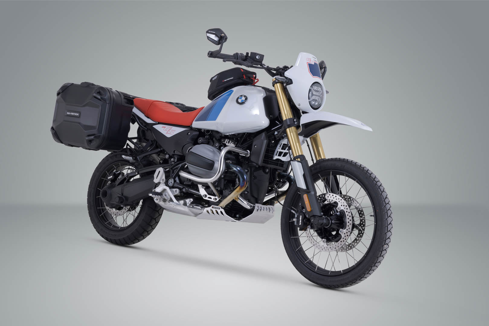 SW-MOTECH / SWモテック TRAX ADV アルミケースシステム シルバー 37/45 l BMW R 12 G/S (24-)。 | KFT.07.997.70001/S