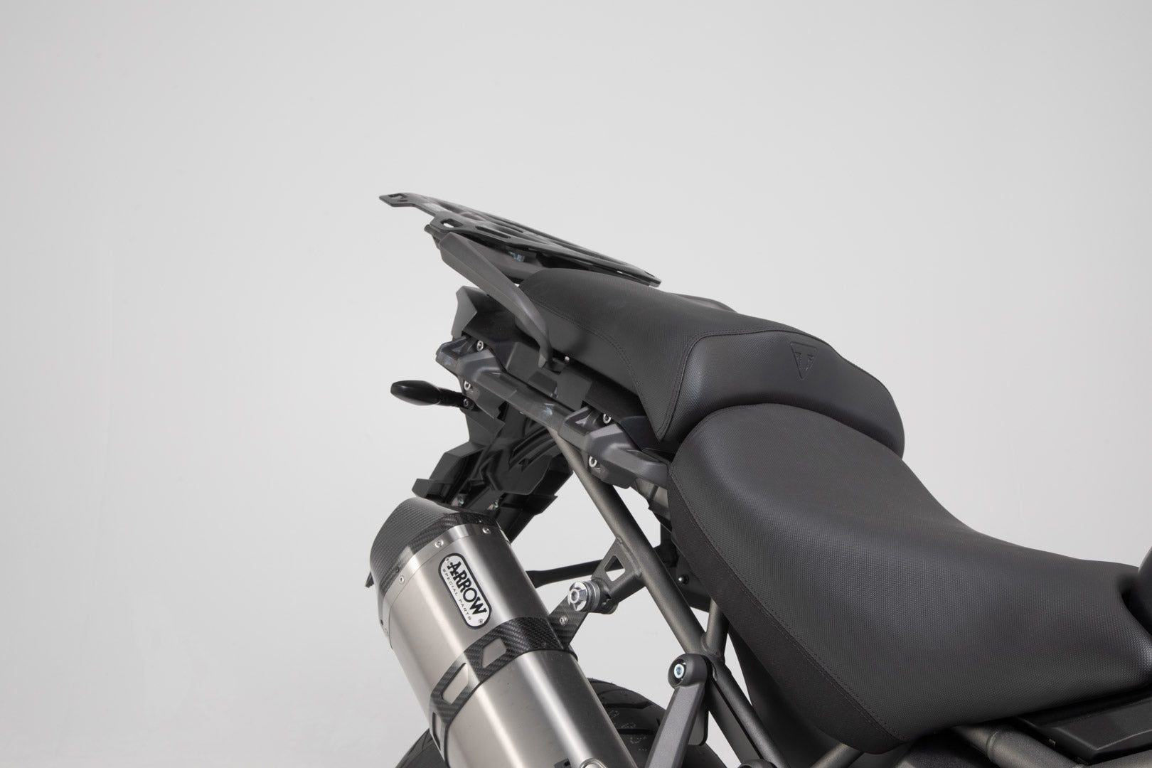 SW-MOTECH / SWモテック DUSC ハードケースシステム ブラック。41/41 リットル。Triumph・タイガー1200/エクスプローラー(11-)。 | KFT.11.483.65101/B