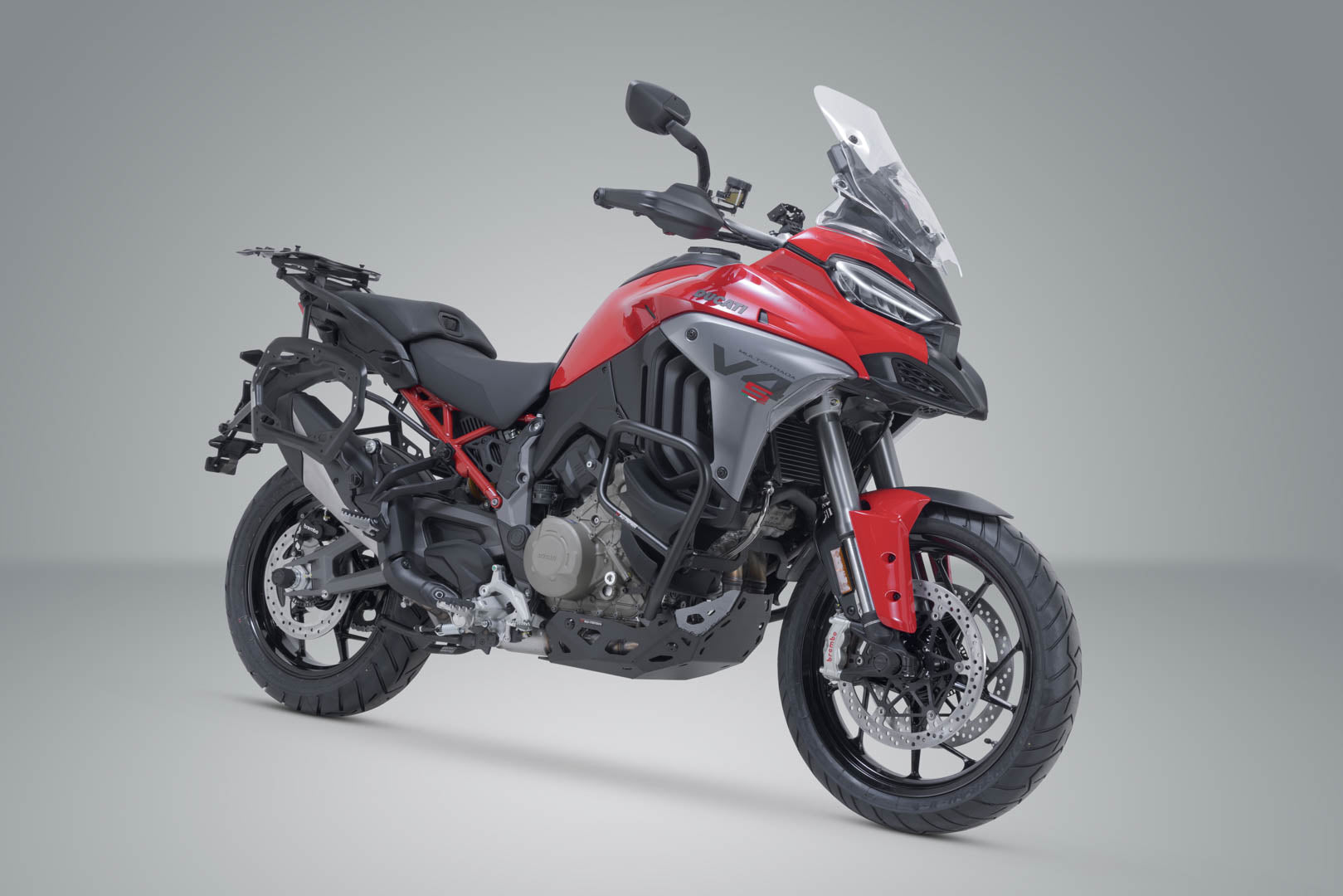 SW-MOTECH / SWモテック PRO サイドキャリア ブラック。Ducati Multistrada V4 (20-)。 | KFT.22.822.30002/B