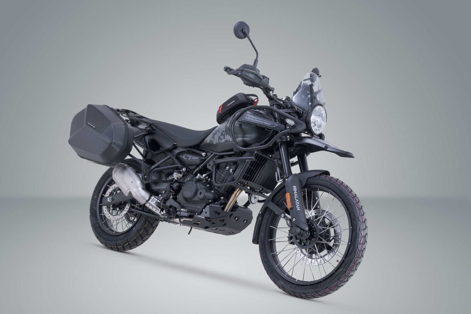 SW-MOTECH / SWモテック AERO ABS サイドケースシステム 2x25 リットル. ロイヤル・エンフィールド・ヒマラヤン 450 ラリー (25-)。 | KFT.41.620.60100/B