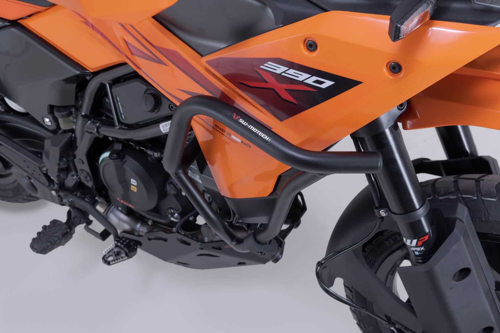 SW-MOTECH / SWモテック ブラック・クラッシュバー。KTM 250 Adv、390 Adv (25-)。 | SBL.04.417.10000/B