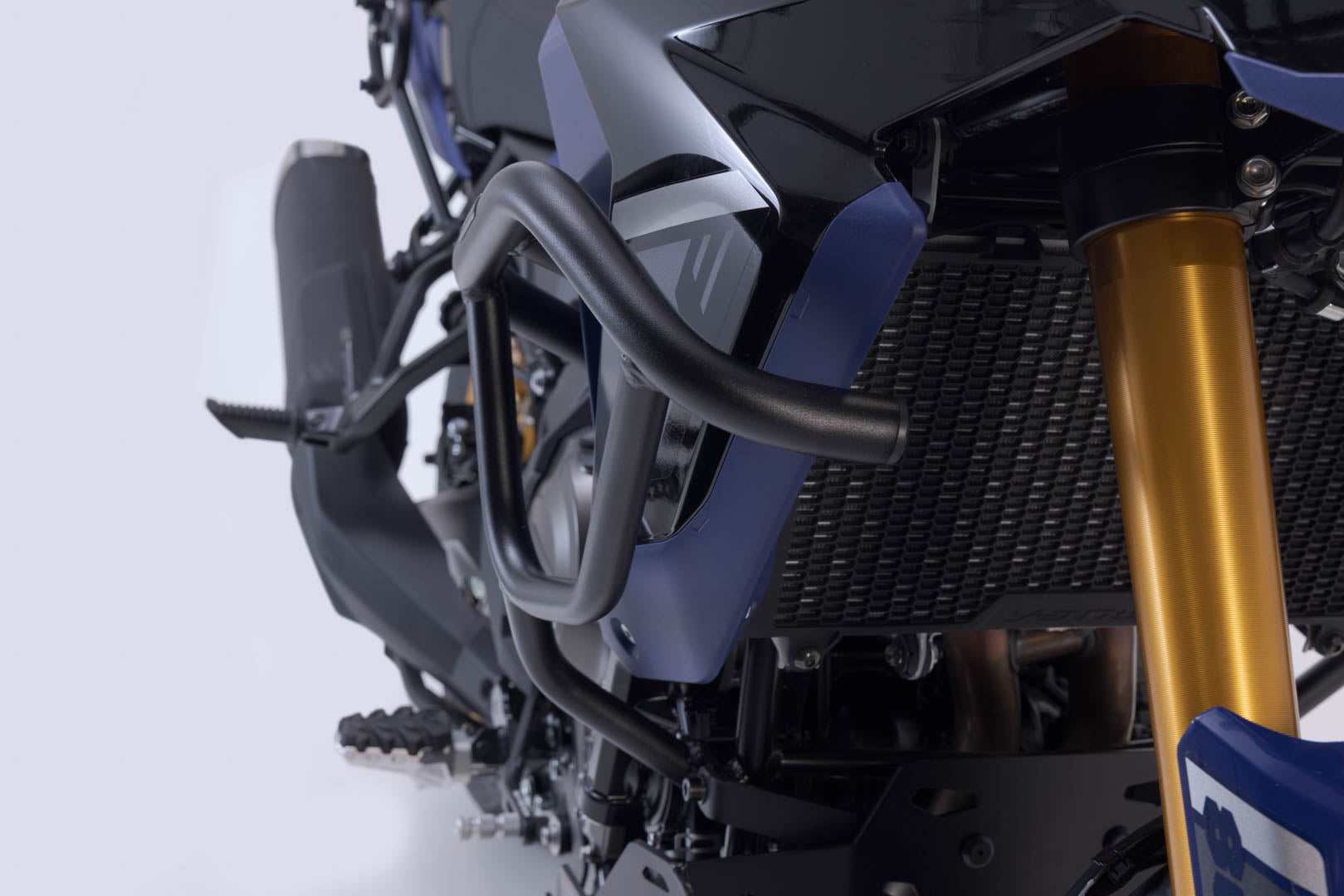 SW-MOTECH / SWモテック クラッシュバー・ブラック。Suzuki V-Strom 800 / 800DE (22-)。 | SBL.05.845.10002/B