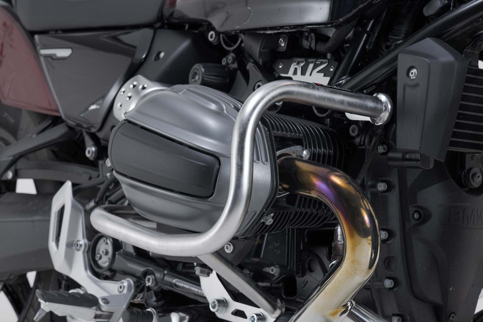 SW-MOTECH / SWモテック ステンレススチール製クラッシュバー。BMW R12 / G/S、R12 nineT用。 | SBL.07.968.10101