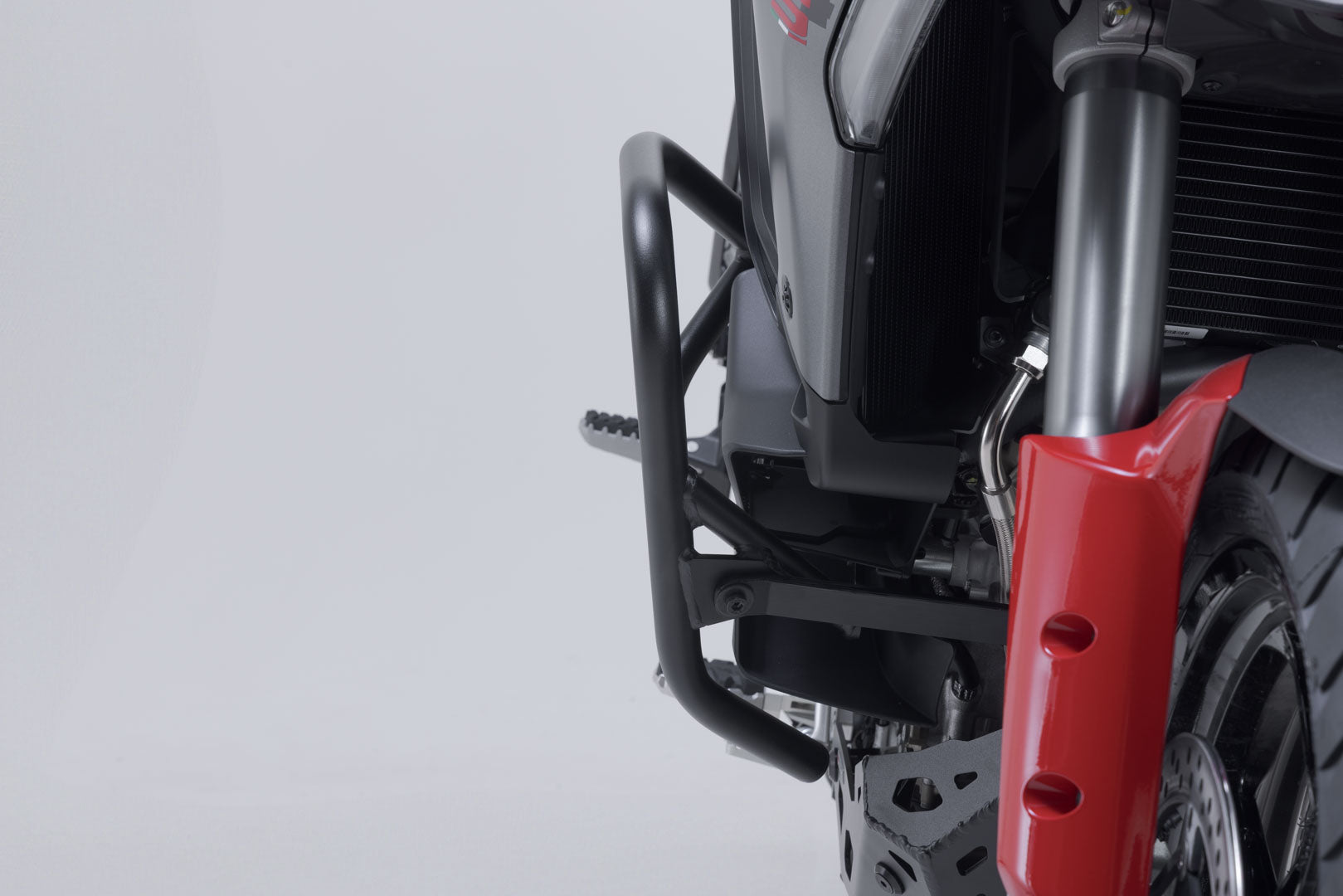 SW-MOTECH / SWモテック ブラック・クラッシュバー。Ducati Multistrada V4 (24-)。 | SBL.22.822.10100/B