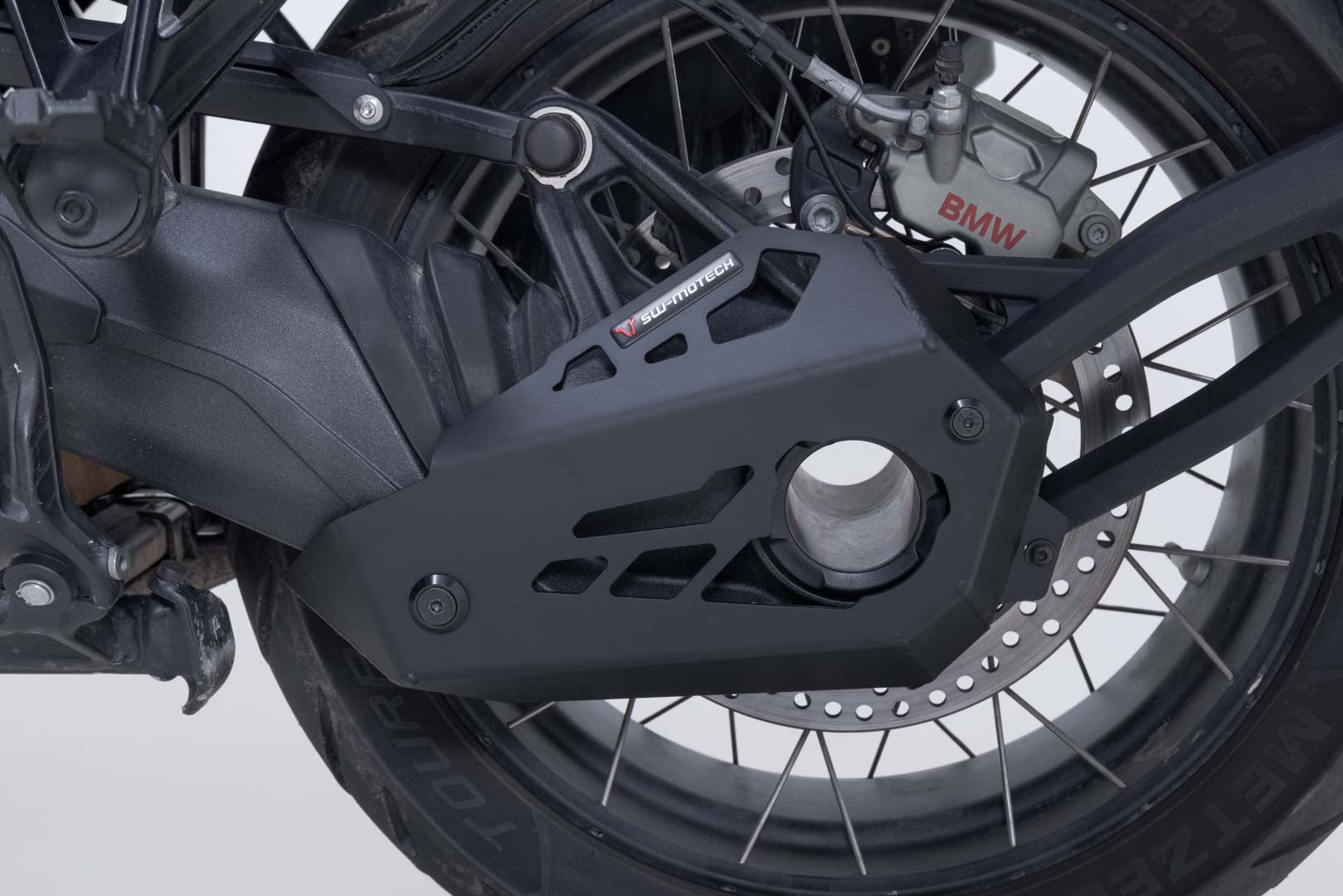 SW-MOTECH / SWモテック カードアンプロテクター(ブラック)。BMW R 1300 GS (23-) / Adventure (24-)。 | SCT.07.975.10200/B
