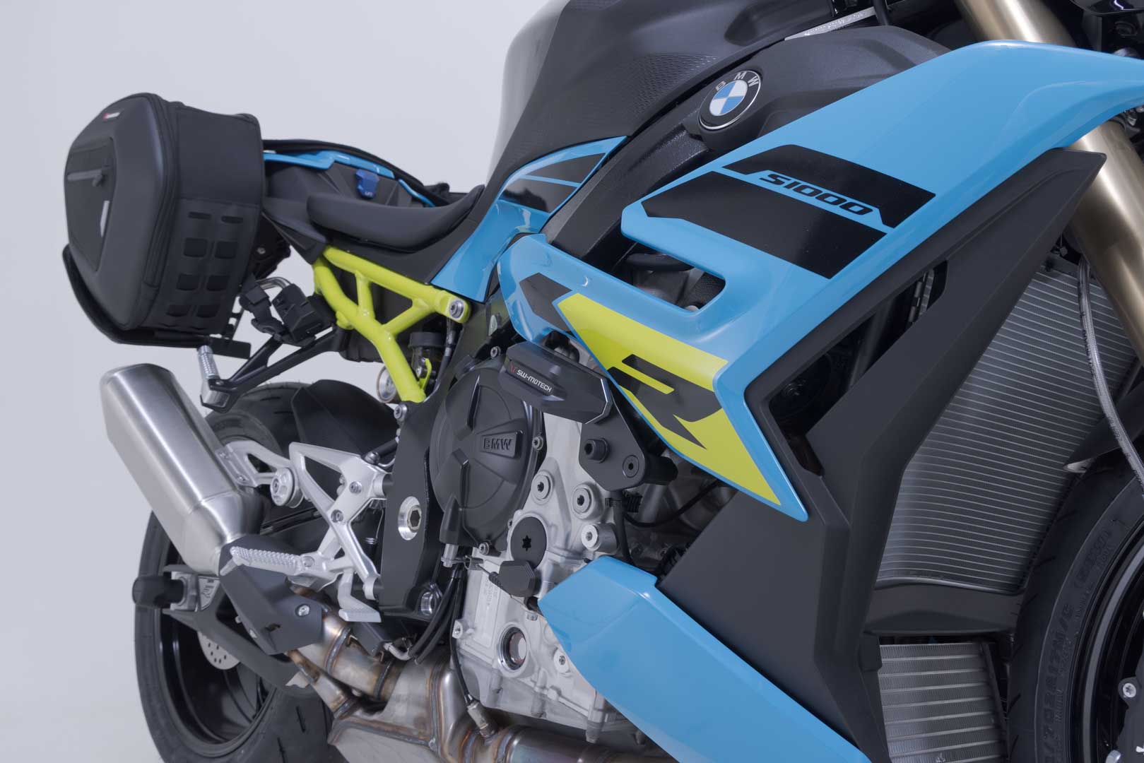 SW-MOTECH / SWモテック フォールパッドキット(ブラック)。BMW S 1000 R(24-)。 | STP.07.590.11100/B