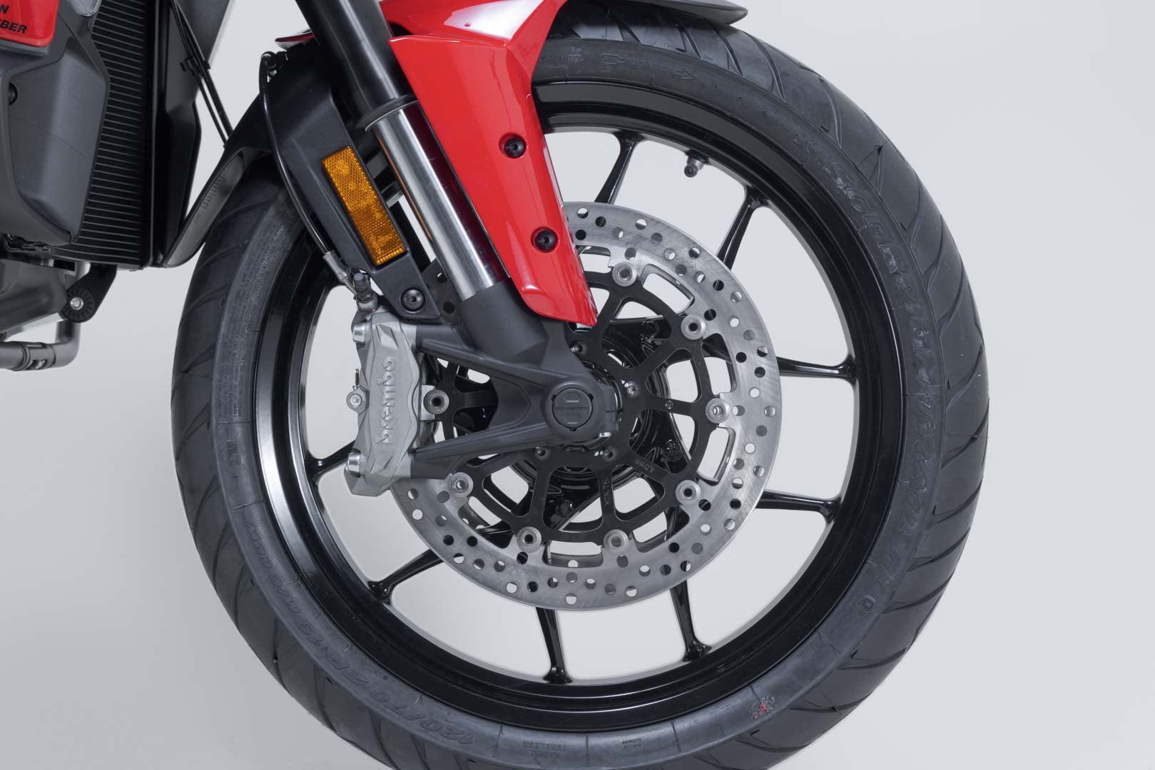SW-MOTECH / SWモテック フロントアクスル用ストールパッドキット(ブラック)。Ducati・ムルティストラーダ V2 / V2 S(24-)。 | STP.22.176.10700/B