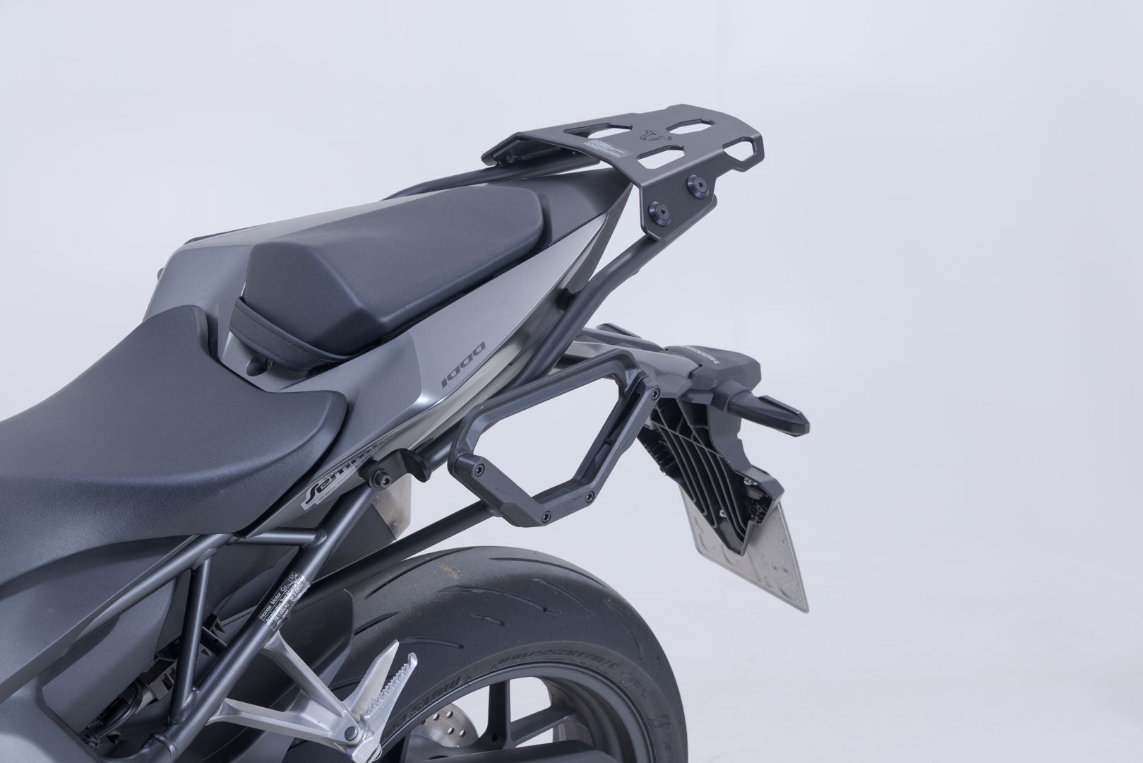 SW-MOTECH / SWモテック V-LOC サイドキャリア(左側) Honda CB1000 ホーネット(24-)。 | VMC.01.211.10000
