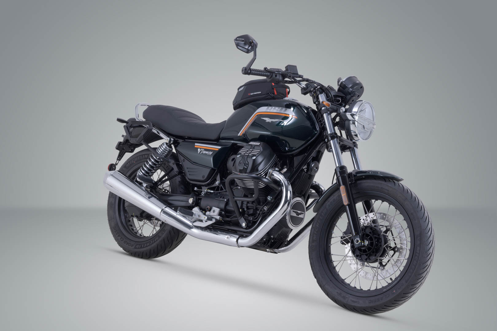 SW-MOTECH / SWモテック V-LOC サイドキャリア(右側) Moto Guzzi V7 モデル(20-)。 | VMC.17.847.11000