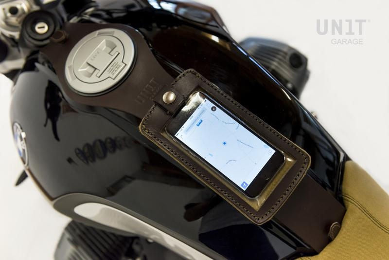 Unit Garage / ユニットガレージ タンク フォンケース ブラウン | COD. 1607ブラウン