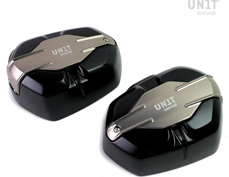 Unitgarage / ユニットガレージ Pair of Unitgarage valve covers | 1639BL-1680