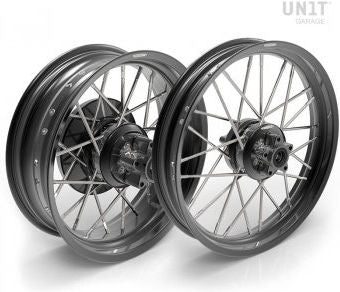 Unitgarage / ユニットガレージ Pair of spoked wheels R18 R18 B Transcontinental 24M9 | 3407