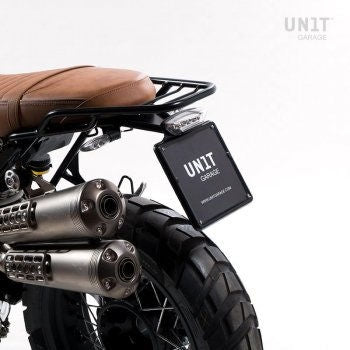 Unitgarage / ユニットガレージ License plate frame | U083