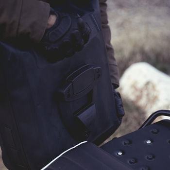 Unitgarage / ユニットガレージ Khali side pannier in TPU + Right Subframe husqvarna 401 (2020 until now) | UG001-3004DX