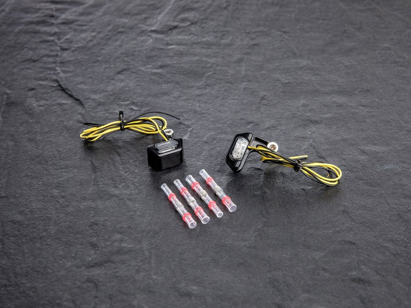 Wunderkind / ワンダーカインド LEDインジケーター littleOne ナンバープレートフレーム (ブラック) | 106409-F15