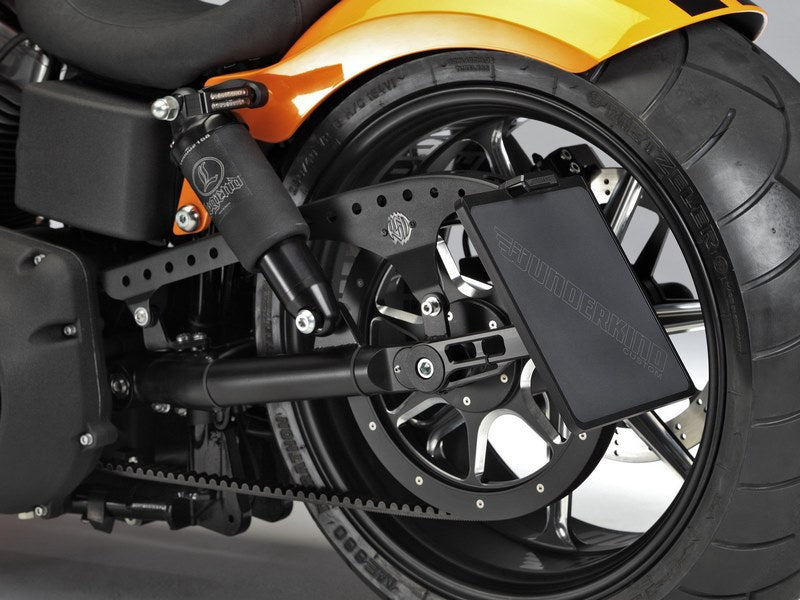 Wunderkind / ワンダーカインド ナンバープレートホルダー 180x140mm / ブラック | 106994-A99-F15