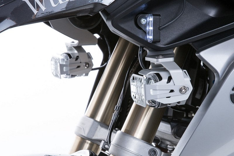 Wunderlich / ワンダーリッヒ Grill To Fit Auxiliary Headlights Micro Flooter Silver | 28365-101