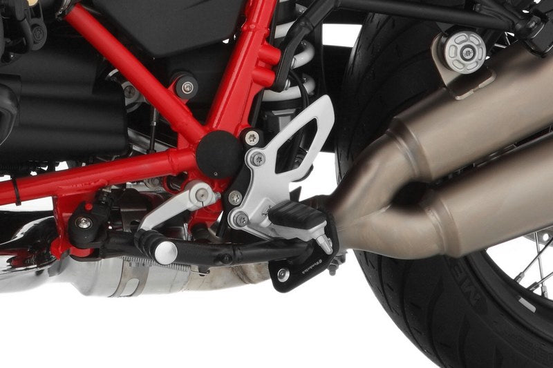 Wunderlich / ワンダーリッヒ footrest lowering kit rider (Euro 5) - black | 31430-802