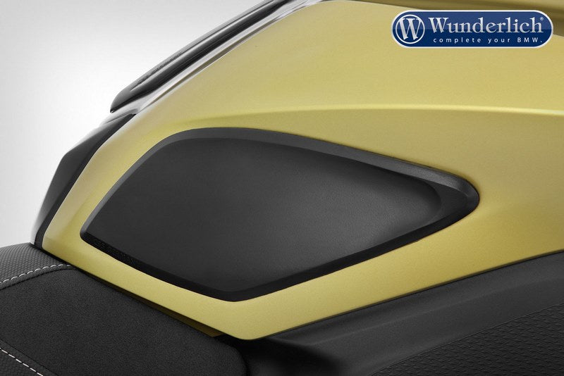 Wunderlich / ワンダーリッヒ Tank Pad Kit - Black | 32560-200