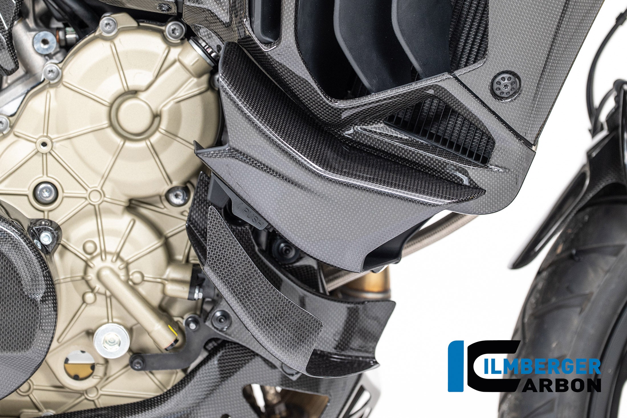 Ilmberger Carbon / イルムバーガー 右サイドウィングレットフェアリング カーボン グロス仕上げ Ducati Multistrada V4 2025 | CG.VFR.018.MTS25