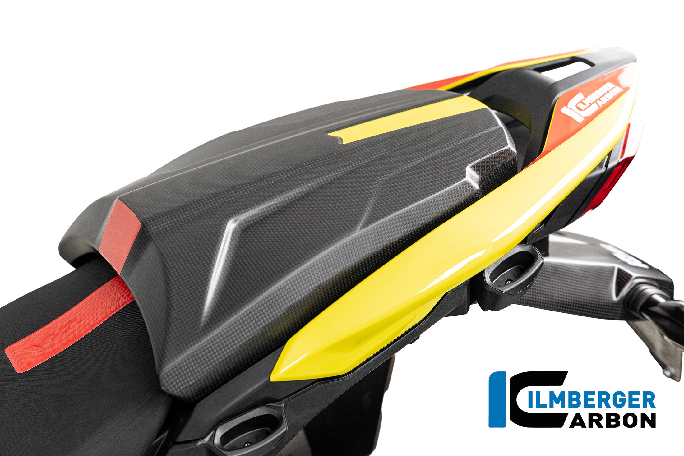 Ilmberger Carbon / イルムバーガー パッセンジャーシートカバー カーボンマット Ducati Multistrada V4 2025 | CM.SIA.034.MTS25