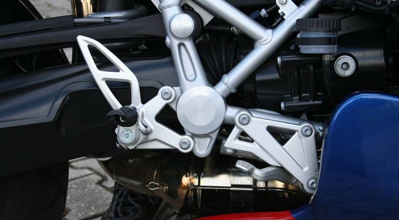 Hornig Swing arm pivot cover right  Anodized | 0-4-37