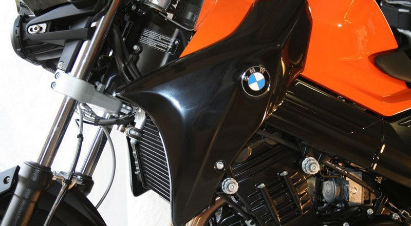 Hornig Right Carbon Radiator Cover | 40153-1