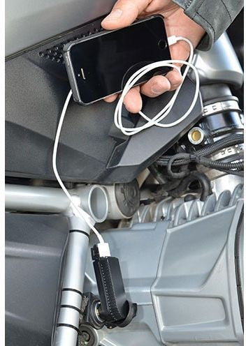 Hornig USB-Angle Plug for motorcycle socket | USB4