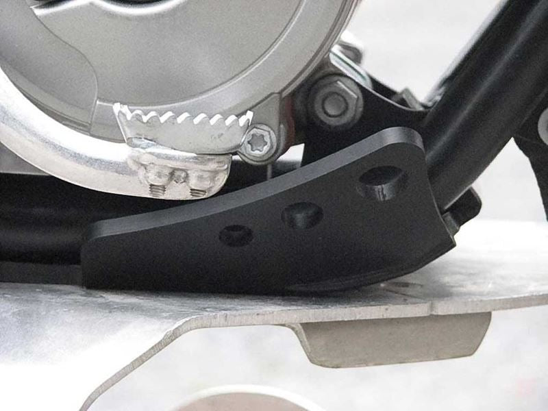 AXP-Racing / エーエックスピーレーシング スキッドプレート PHD 6mm - ブラック | AX1072