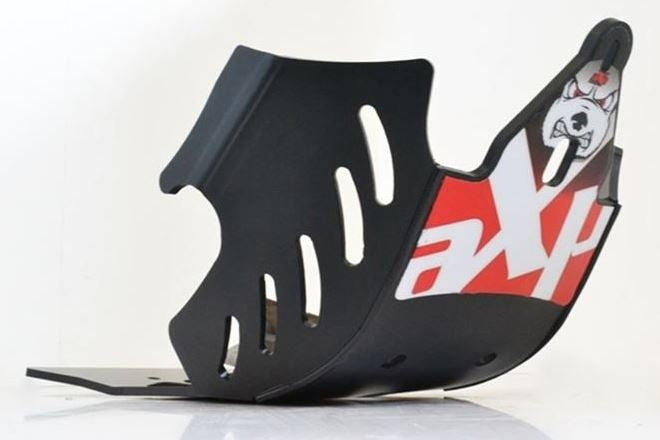 AXP-Racing / エーエックスピーレーシング スキッドプレート PHD 6mm - ブラック/レッドスティッカー | AX1094