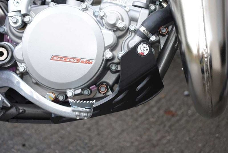 AXP-Racing / エーエックスピーレーシング スキッドプレート PHD 6mm - ブラック | AX1260