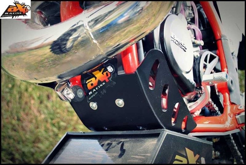 AXP-Racing / エーエックスピーレーシング スキッドプレート PHD 6mm - ブラック | AX1310