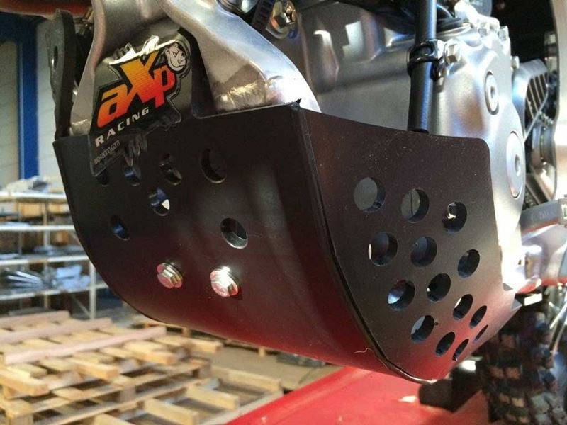 AXP-Racing / エーエックスピーレーシング スキッドプレート PHD 6mm - ブラック | AX1387