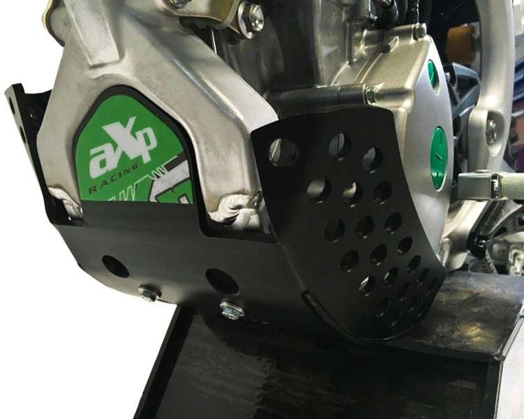 AXP-Racing / エーエックスピーレーシング スキッドプレート PHD 6mm - ブラック | AX1411