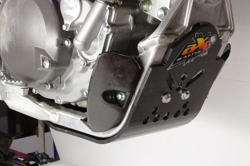 AXP-Racing / エーエックスピーレーシング モトクロス スキッドプレート - ブラック | AX1477