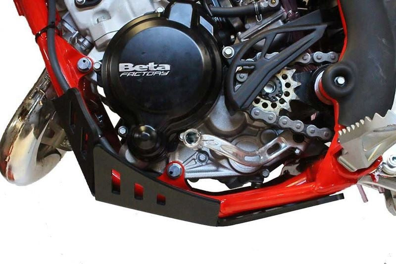 AXP-Racing / エーエックスピーレーシング スキッドプレート PHD 6mm - ブラック | AX1487