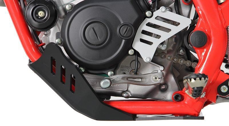 AXP-Racing / エーエックスピーレーシング スキッドプレート PHD 6mm - ブラック | AX1576