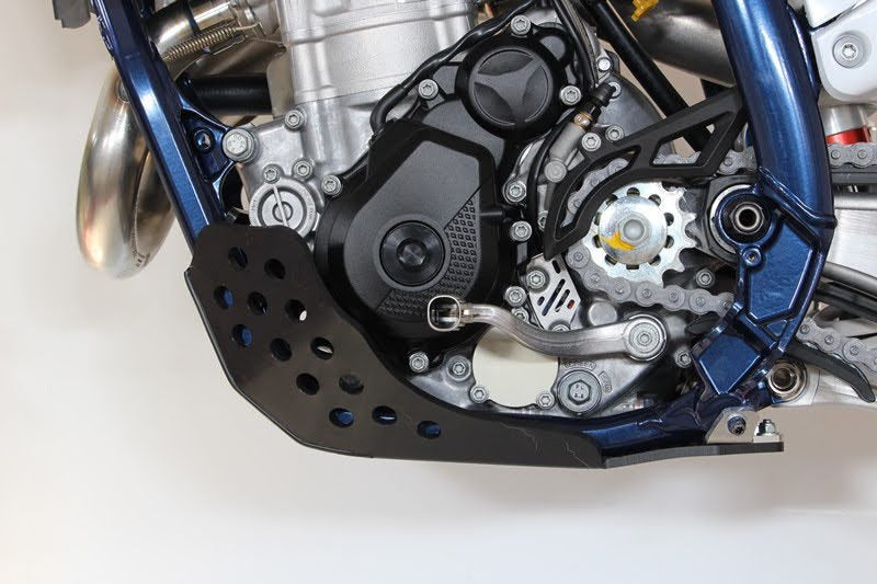 AXP-Racing / エーエックスピーレーシング スキッドプレート PHD 6mm - ブラック | AX1658