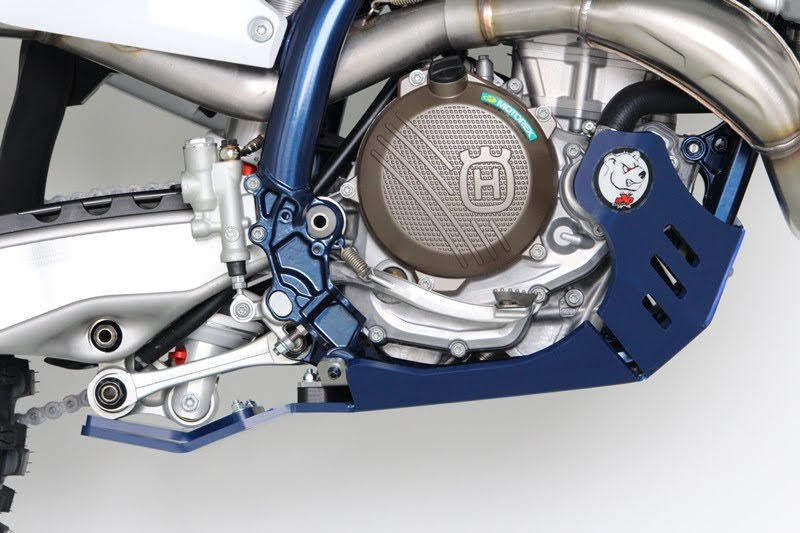 AXP-Racing / エーエックスピーレーシング Xtrem HDPE スキッドプレート - ブルー | AX1663