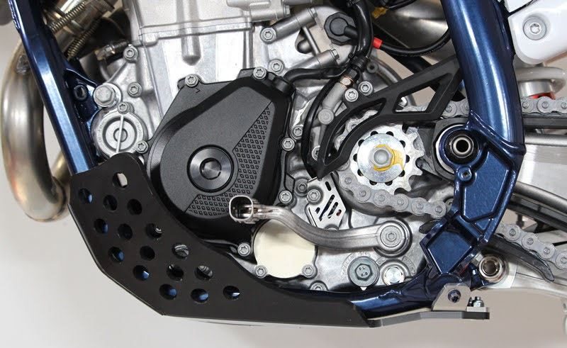 AXP-Racing / エーエックスピーレーシング Limited edition スキッドプレート PHD 6mm - ブラック | AX1665