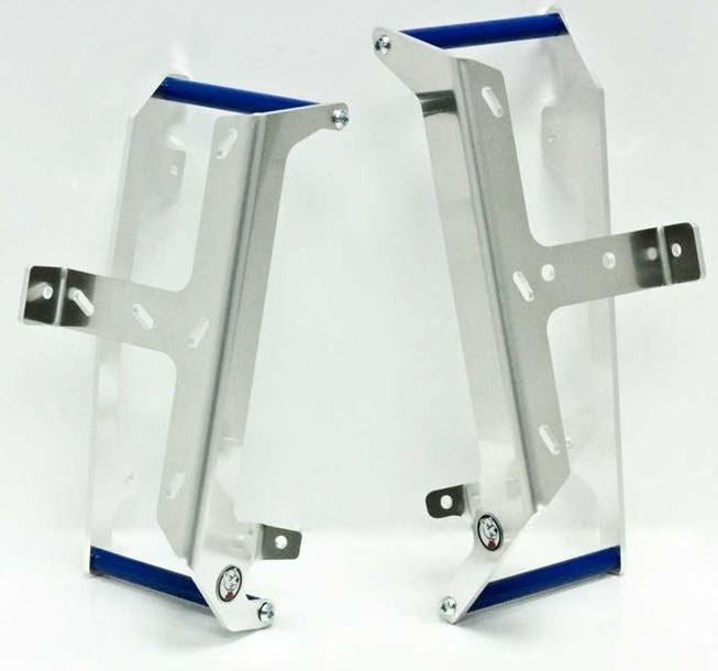 AXP-Racing / エーエックスピーレーシング ラジエーターブレース - ブルースペーサー | AX3039