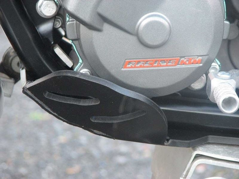 AXP-Racing / エーエックスピーレーシング スキッドプレート PHD 6mm - ブラック | AX6086