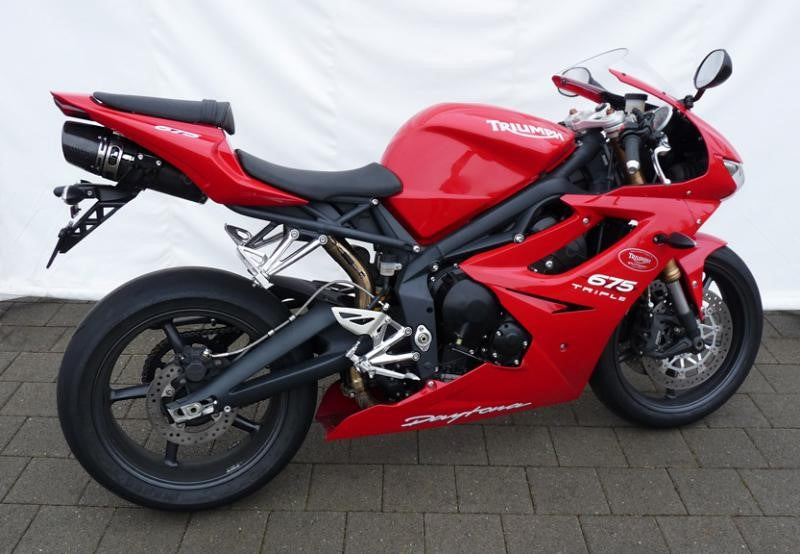 Bodis（ボディス）オーバル Q1 スリップオン・ステンレスブラック | TDAY-007