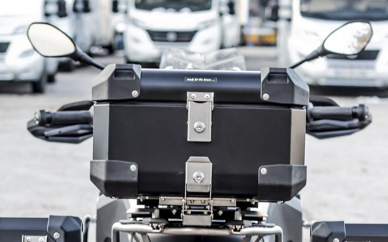 トップケース（トップラック付、ブラック）