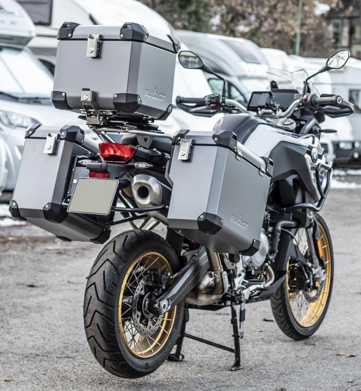 トップケース（トップラック付）、フローズングレー