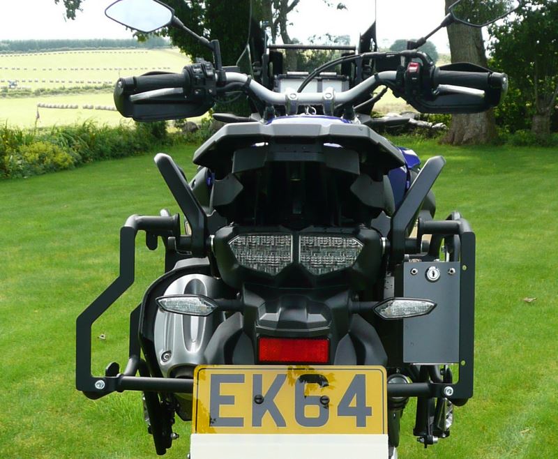 サイドケースラック