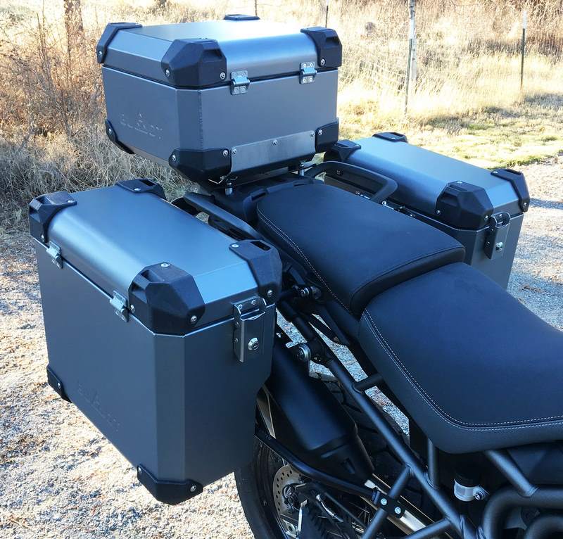 トップケース（トップラック含む）、フローズングレー